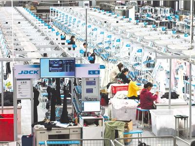 從制造到智造 仙桃毛嘴服裝產(chǎn)業(yè)向3.0版升級，重塑服裝服飾零售新格局